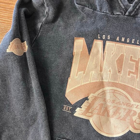 Cotton On Kids NBA Lakers Washed Black Hoodie Size 6 - Picture 5 of 5